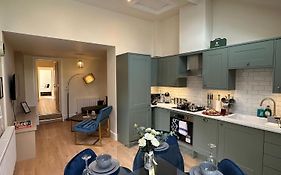 Central Cambridge Apartments By Tas